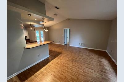 8220 Wellsmere Circle, Orlando, FL 32835 - Photo 10