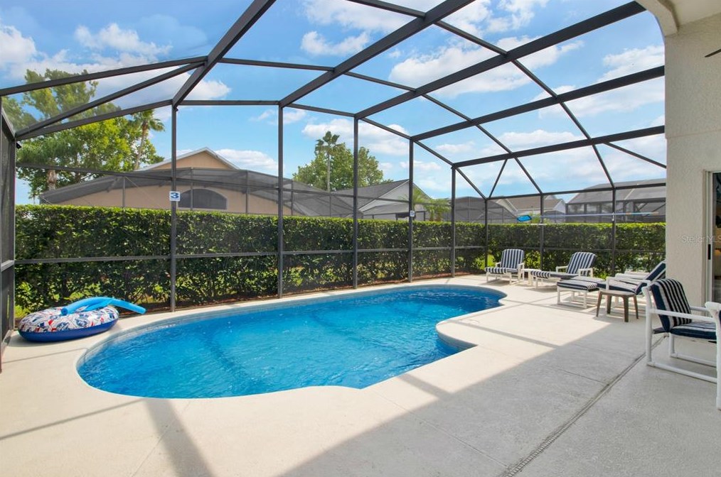990 Lake Berkley Dr, Kissimmee, FL 34746-6124