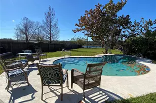 910 Lake Ave, Edgewater, FL 32132 - Photo 20