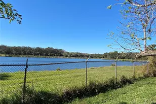 910 Lake Ave, Edgewater, FL 32132 - Photo 4