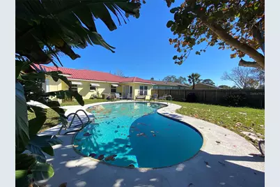 910 Lake Avenue, Edgewater, FL 32132 - Photo 2