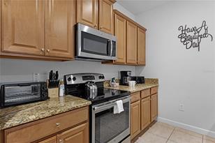 8927 Bismarck Palm Rd - Photo 4