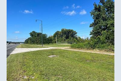 7450 Marlo Road, Leesburg, FL 34788 - Photo 1
