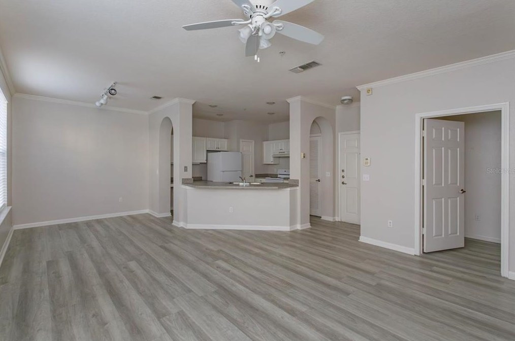 860 N Orange Ave #129, Orlando, FL 32801