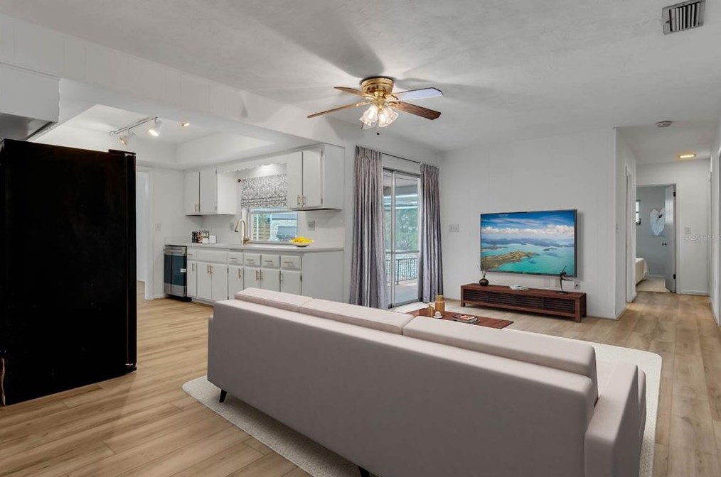 2351 Woodcrest Dr, Winter Park FL  32792-9241 exterior