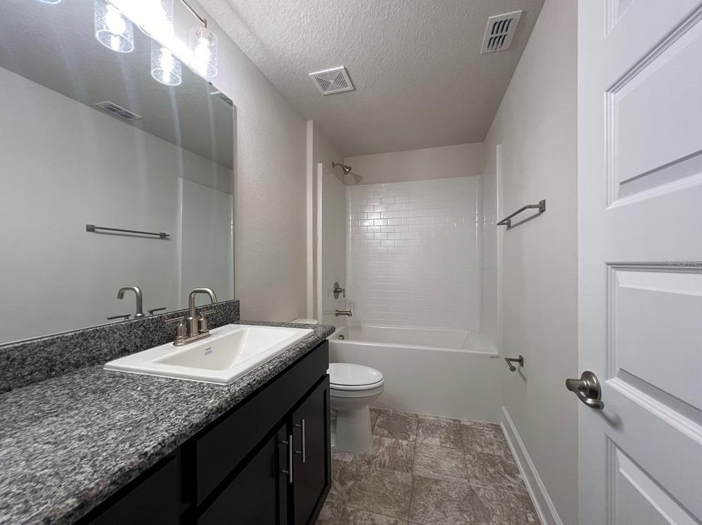 2026 Rio Grande Cyn Loop, Kissimmee FL 34759-5964 exterior