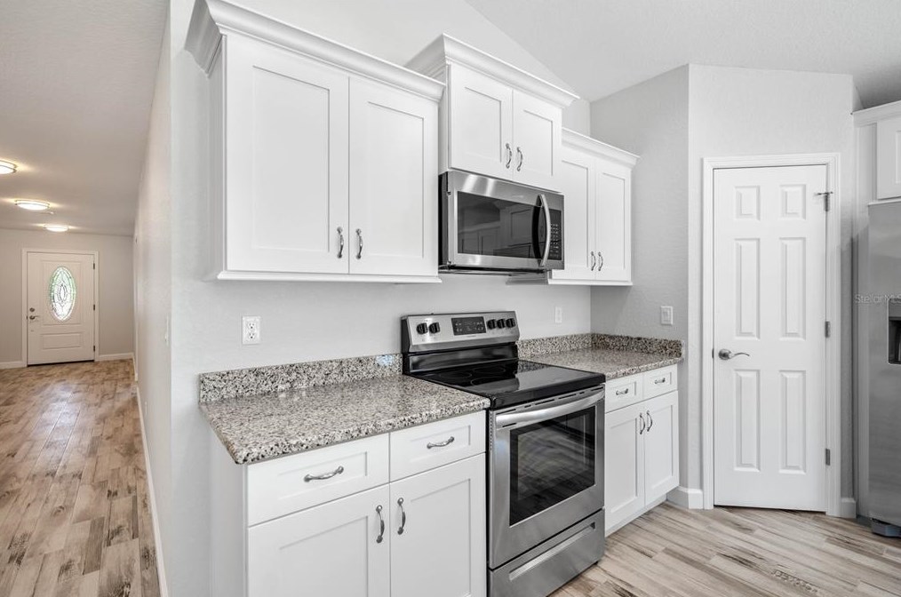 8962 Sheppard Dr, Lake Wales FL  33898-7281 exterior