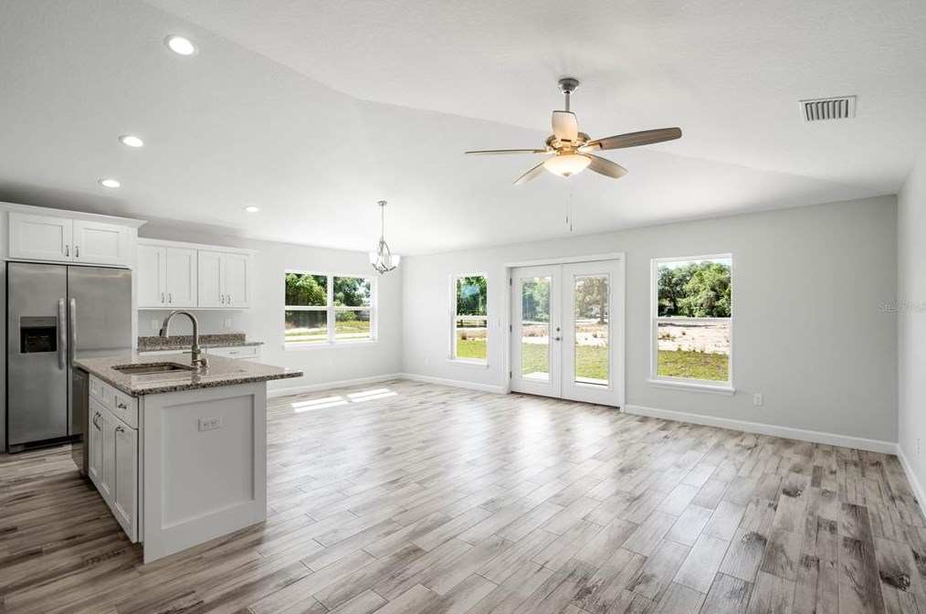 8962 Sheppard Dr, Lake Wales FL  33898-7281 exterior