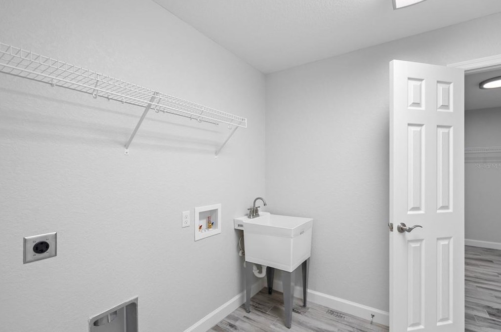 8962 Sheppard Dr, Lake Wales FL  33898-7281 exterior
