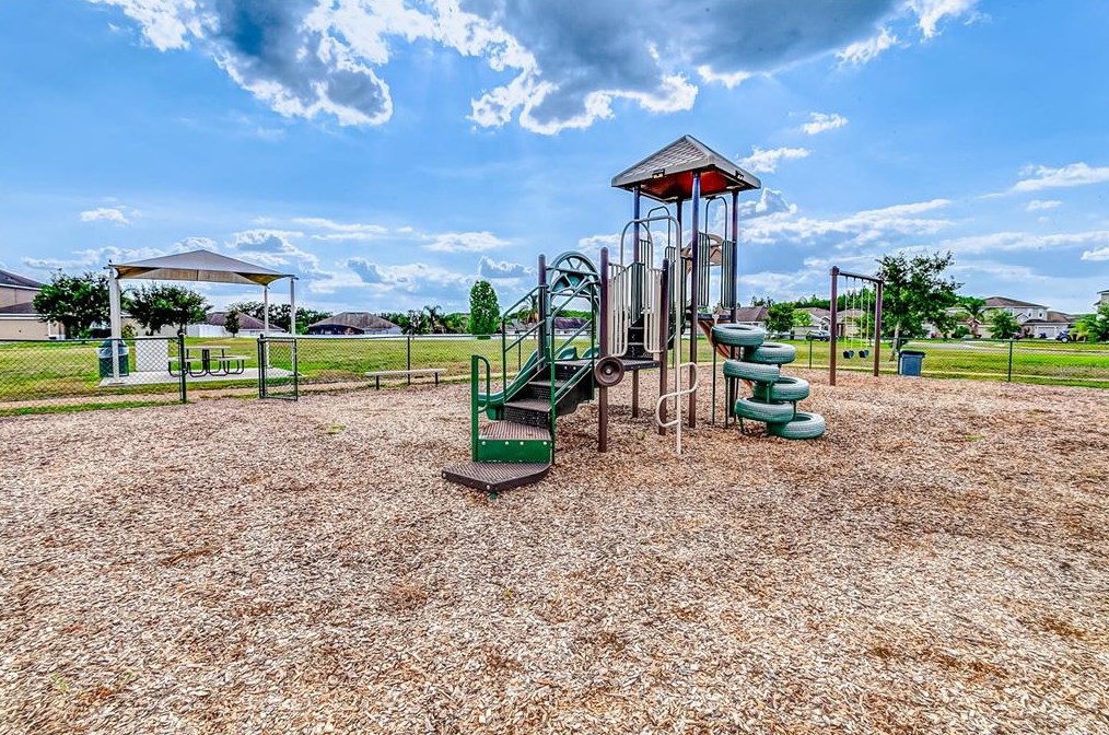 2840 Sonata Ct, Saint Cloud FL  34772-6702 exterior