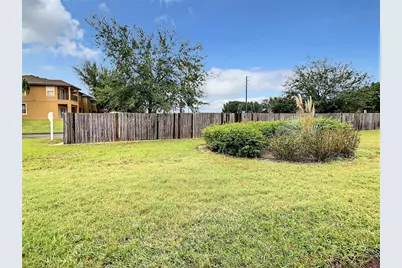 702 Calabria Ave, Davenport, FL 33897 - Photo 42