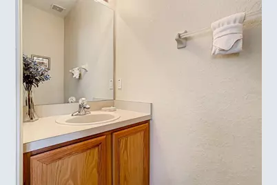 702 Calabria Ave, Davenport, FL 33897 - Photo 18