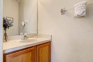 702 Calabria Ave, Davenport, FL 33897 - Photo 18