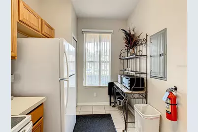 702 Calabria Ave, Davenport, FL 33897 - Photo 6