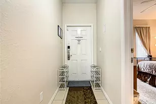 702 Calabria Ave, Davenport, FL 33897 - Photo 2