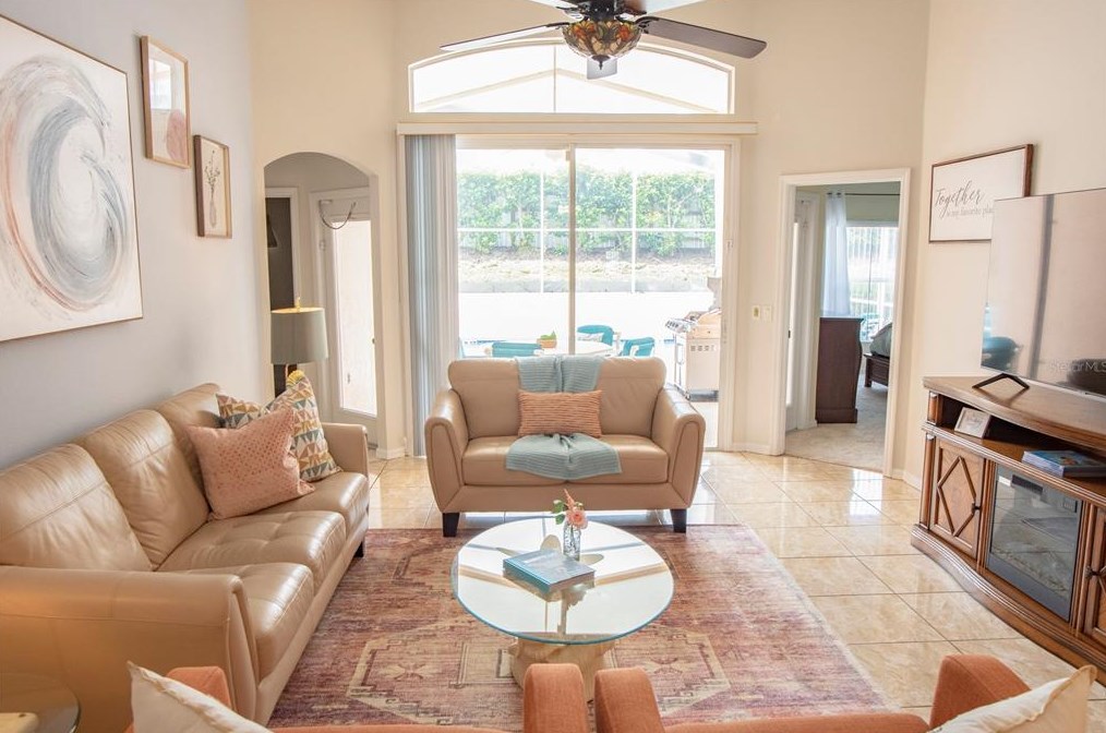 172 Fox Loop, Davenport FL  33837-3821 exterior