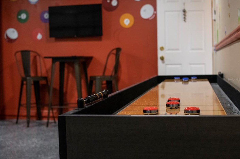 172 Fox Loop, Davenport FL  33837-3821 exterior