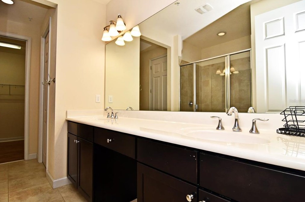 657 Hangnest Ln, Lake Mary FL  32746-7658 exterior