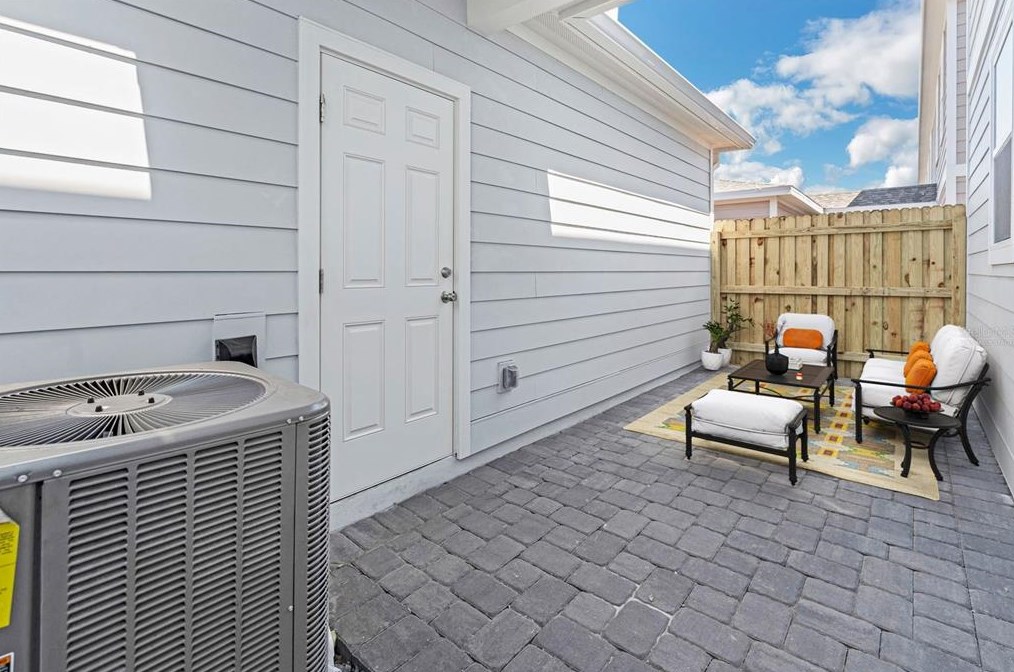 6525 Cyrils Dr, Saint Cloud FL  34771-9205 exterior