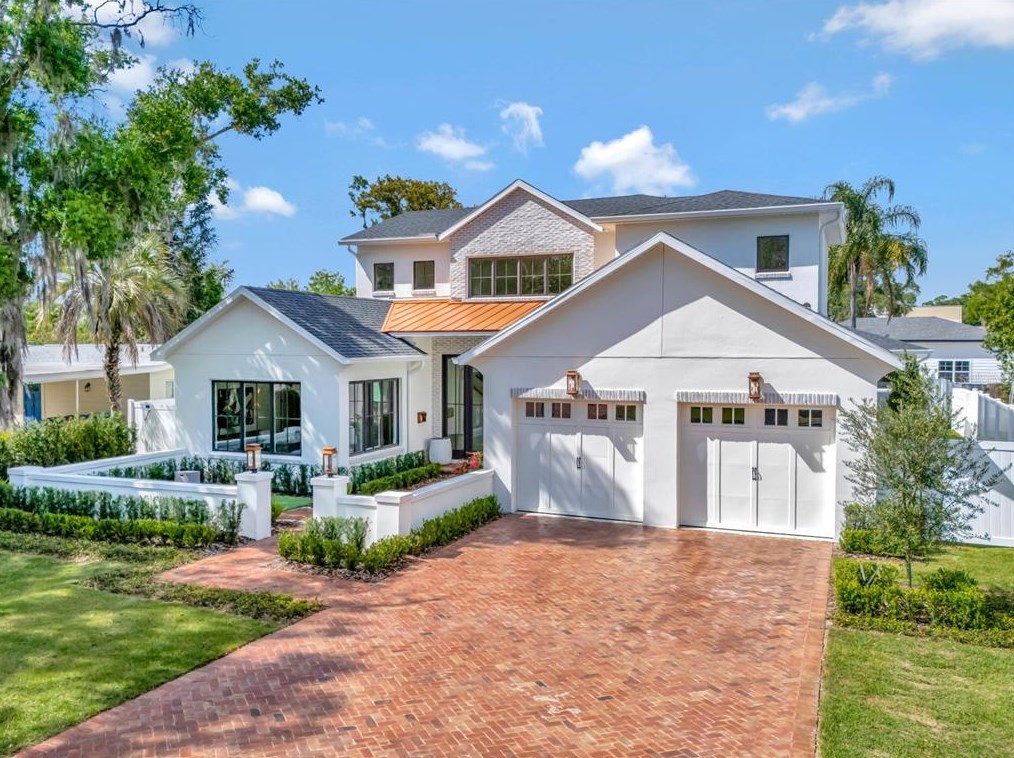 1851 Windsor Dr, Winter Park, FL 32789-2770