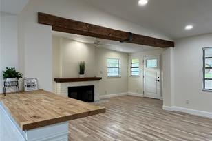 6430 Summit Dr - Photo 8