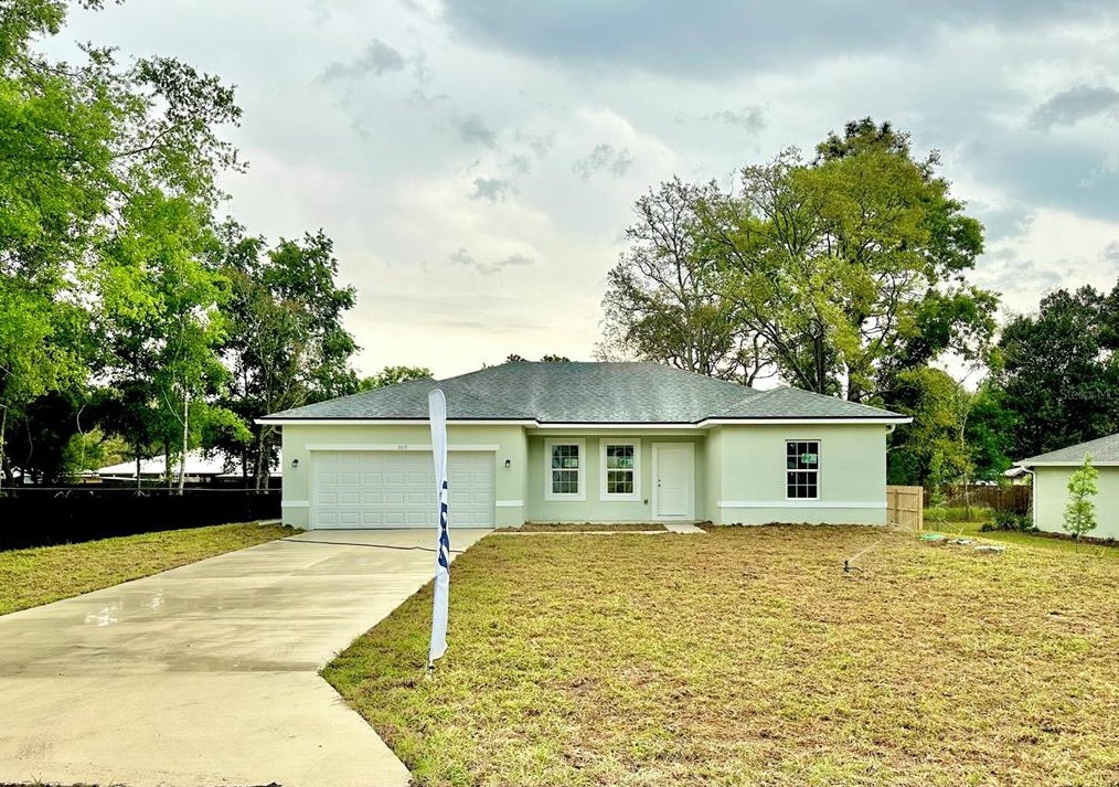 8831 N Tempest Dr, Dunnellon, FL 34433
