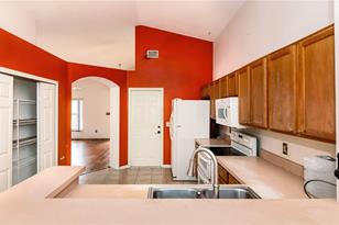 122 Kinney Ct - Photo 6