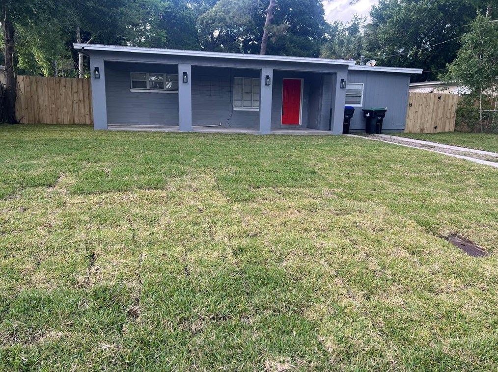 5207 Montague Pl, Orlando, FL 32808-7217