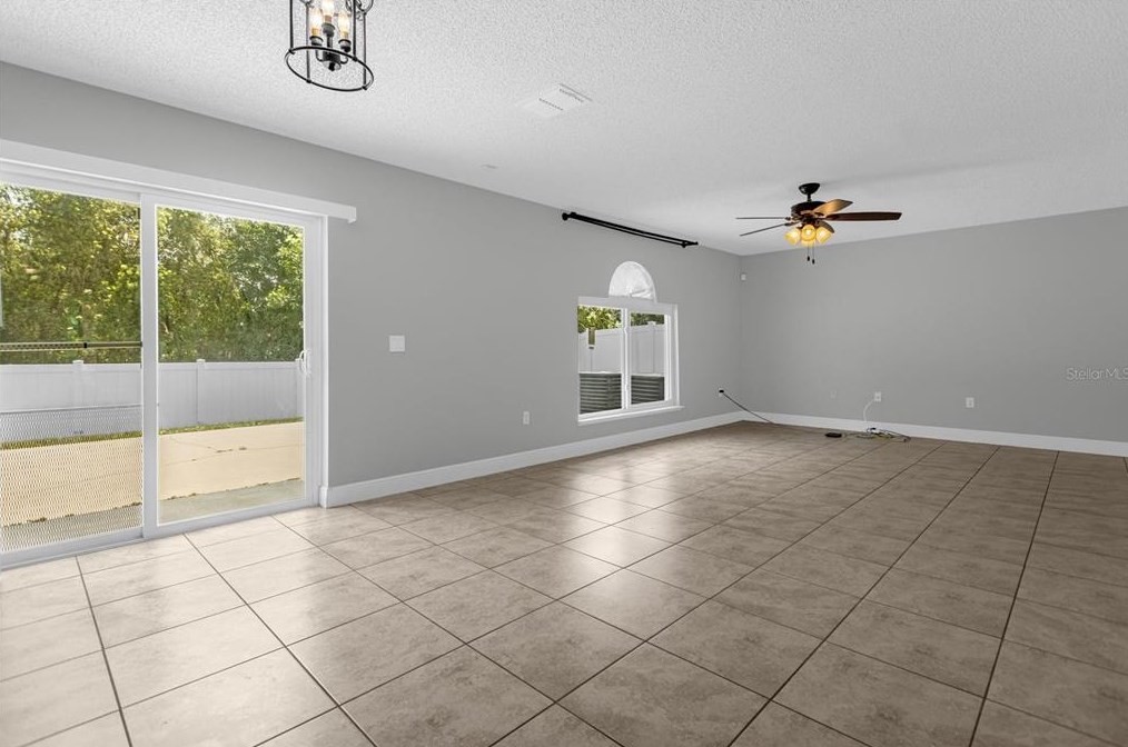 2957 Elbib Dr, Saint Cloud, FL 34772-8527