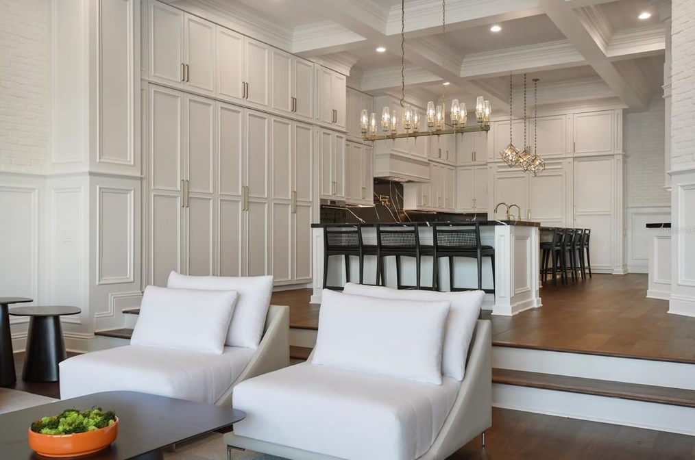 570 Manor Rd, Maitland FL  32751-5760 exterior