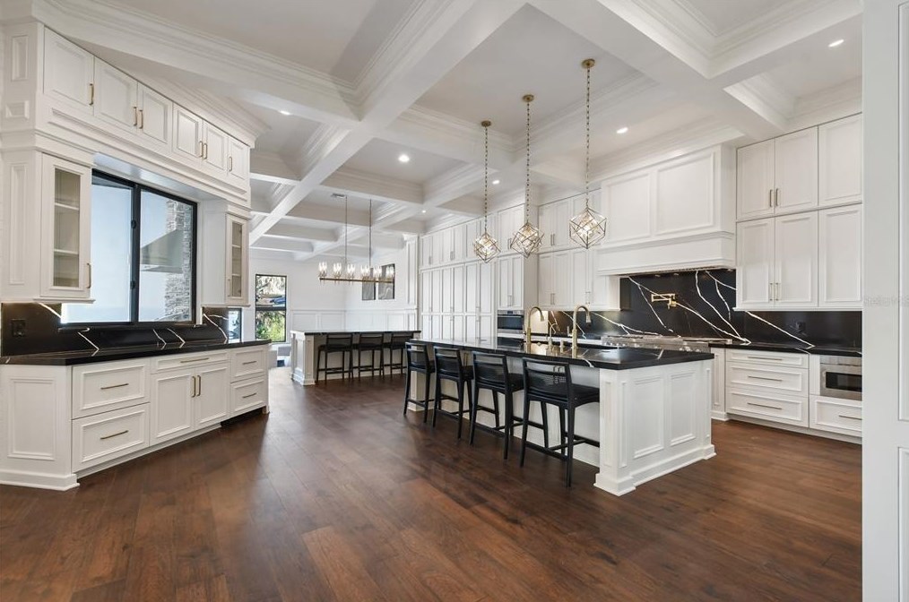 570 Manor Rd, Maitland FL  32751-5760 exterior