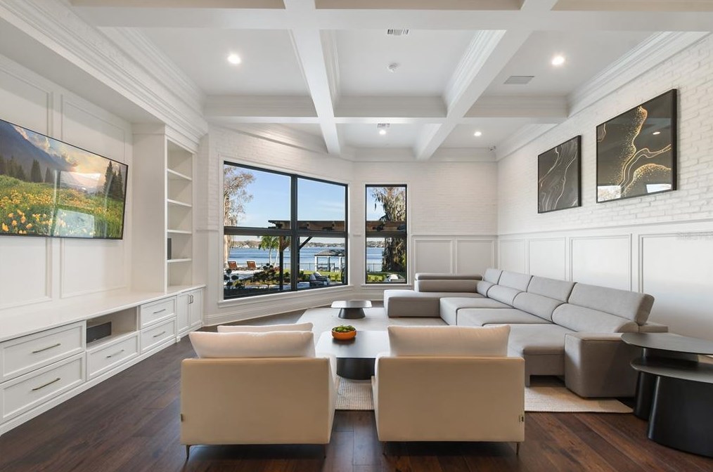 570 Manor Rd, Maitland FL  32751-5760 exterior