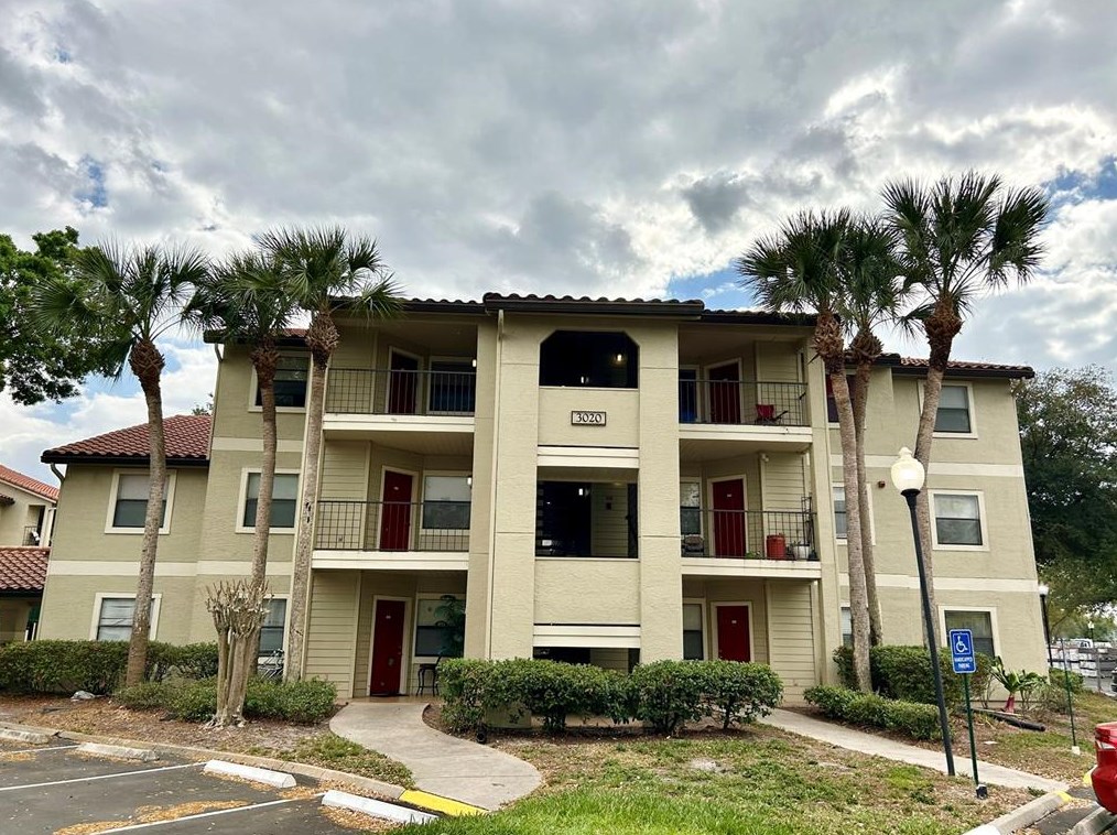 3020 Parkway Blvd #204, Kissimmee, FL 34747