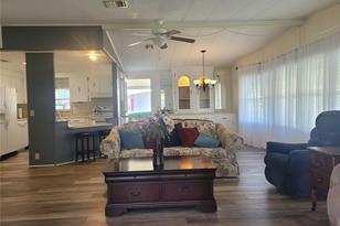 2236 Evergreen Cir - Photo 10