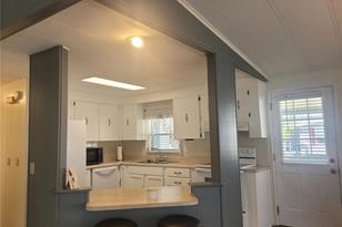 2236 Evergreen Cir - Photo 8