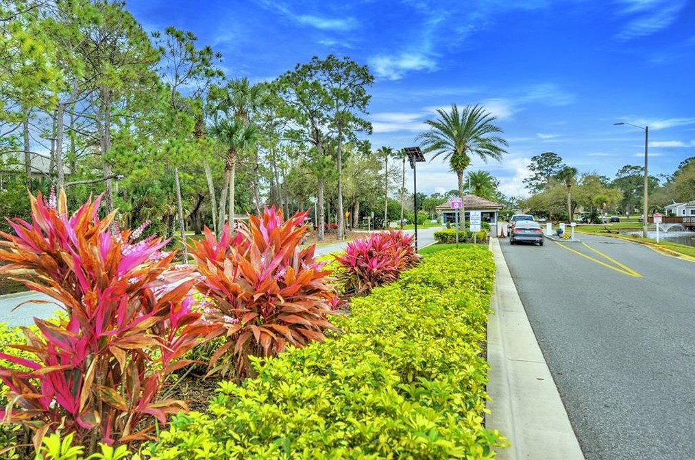 152 Bob White Ct, Daytona Beach FL  32119-8300 exterior