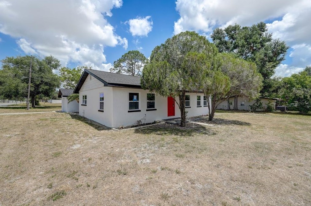 101 Canal St, Auburndale, FL 33823-3511