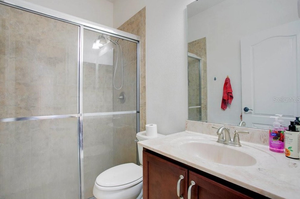 2327 Sebago Dr, Lakeland FL 33805-8005 exterior