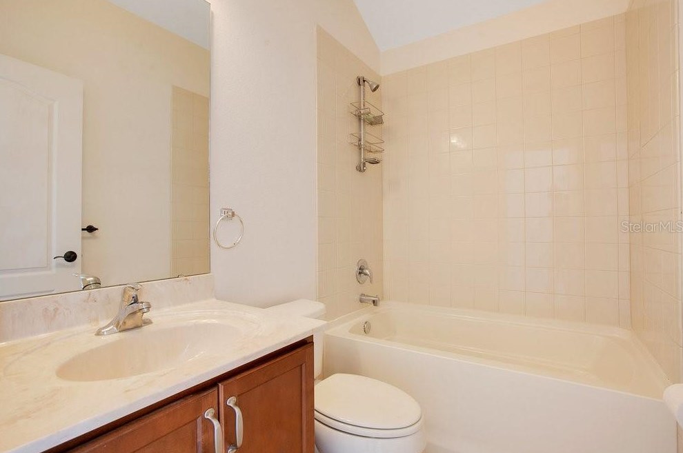 2327 Sebago Dr, Lakeland FL 33805-8005 exterior