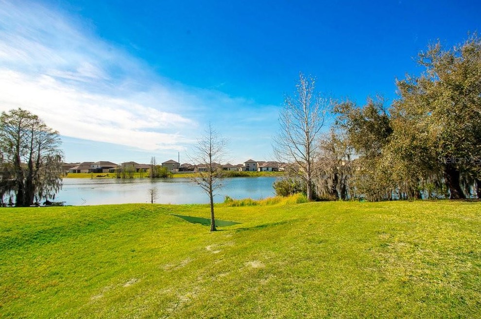 2327 Sebago Dr, Lakeland FL 33805-8005 exterior