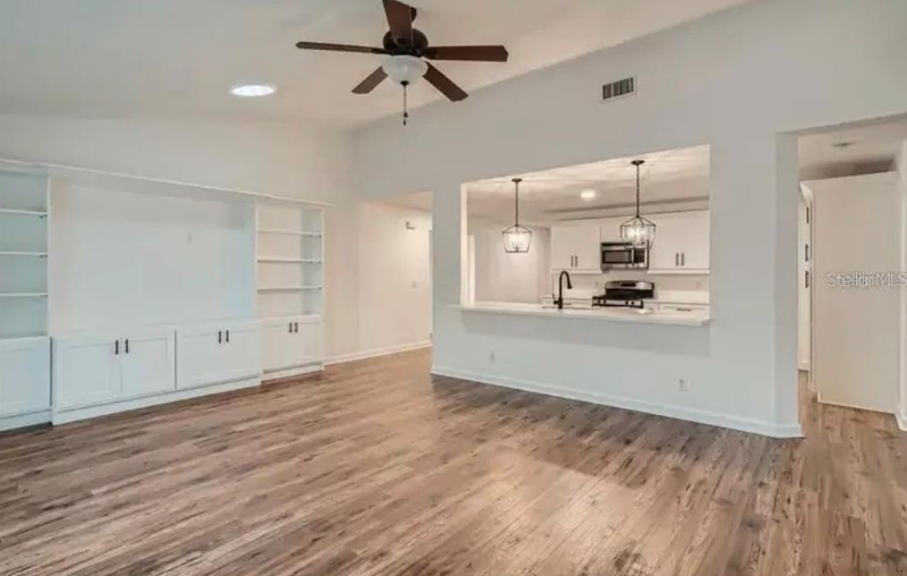 7643 Wethersfield Dr, Orlando FL  32819-5009 exterior