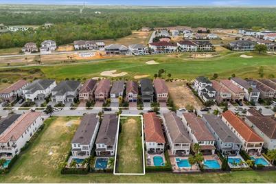 1109 Castle Pines Court, Reunion, FL 34747 - Photo 10