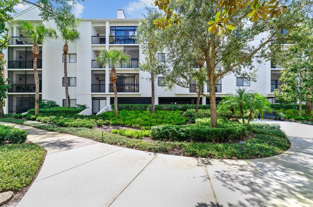 300 Carolina Ave, Winter Park FL  32789-3100 exterior