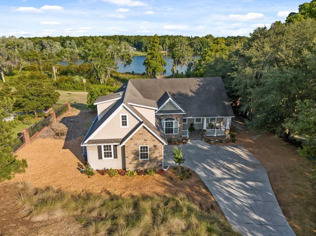 27844 Lake Jem Rd, Mount Dora, FL 32757-9304