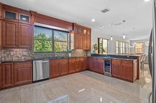 10233 Malpas Point - Photo 8