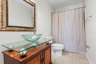 10233 Malpas Point - Photo 32