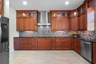 10233 Malpas Point - Photo 6