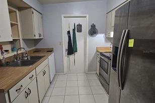 919 Lormann Cir, Longwood, FL 32750-3243