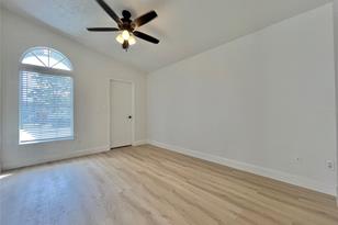 1728 Winter Green Blvd - Photo 14