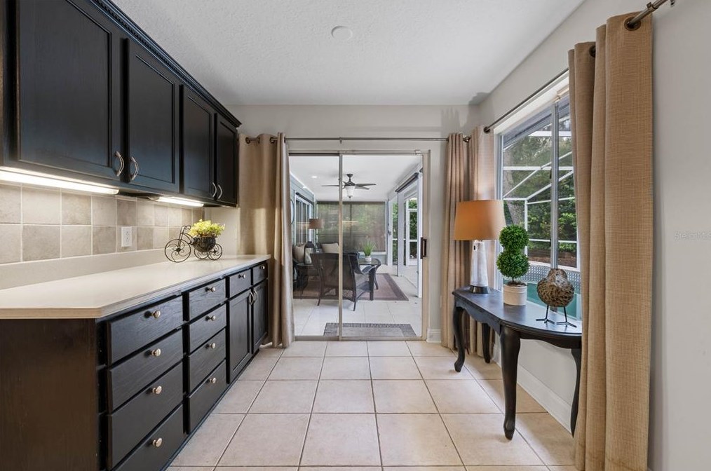 110 Oak View Cir, Lake Mary FL  32746-4201 exterior